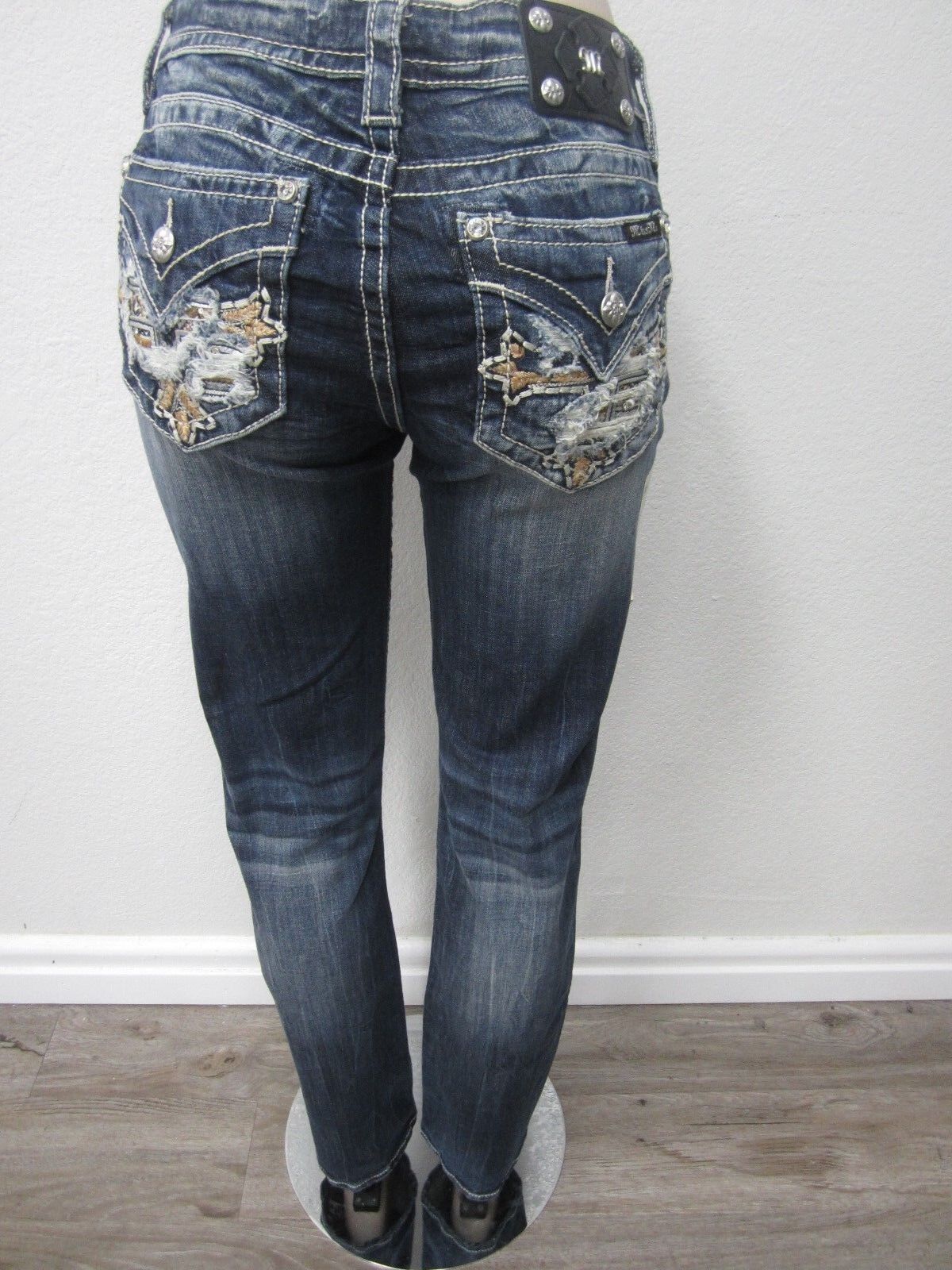 NWOT Miss Me Straight-Leg Jeans, Style MP8795T Cross, Size 24 x 33.5 NWT