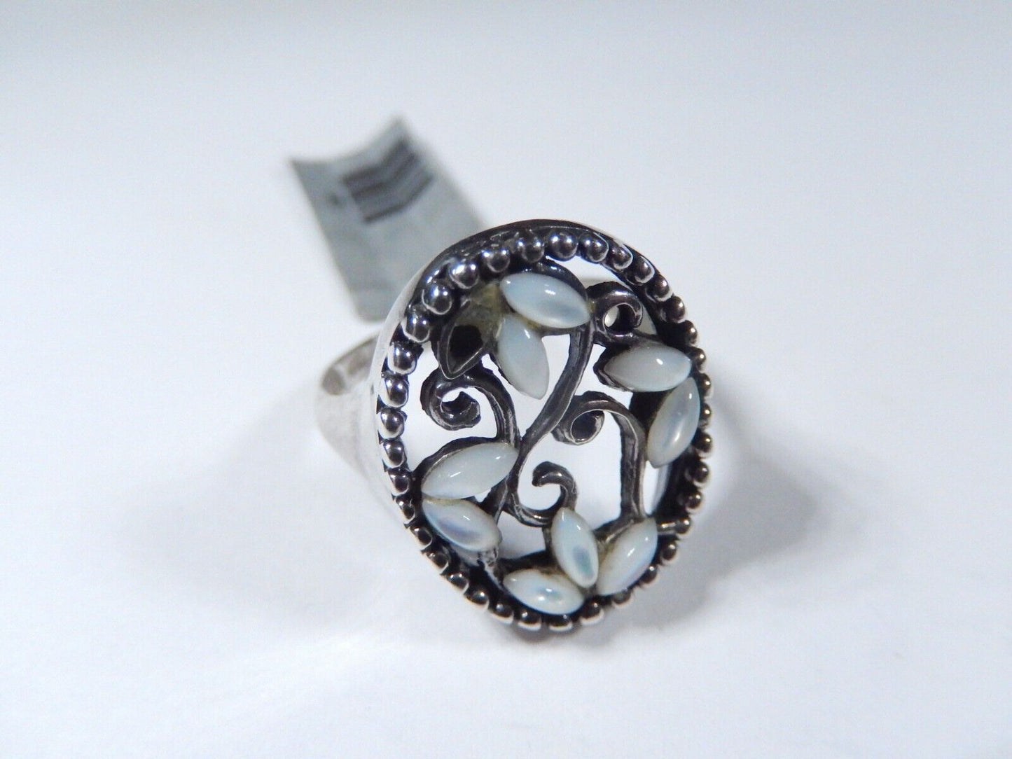 Vintage 925 Sterling Silver Mother of Pearl Ring Size 8.25