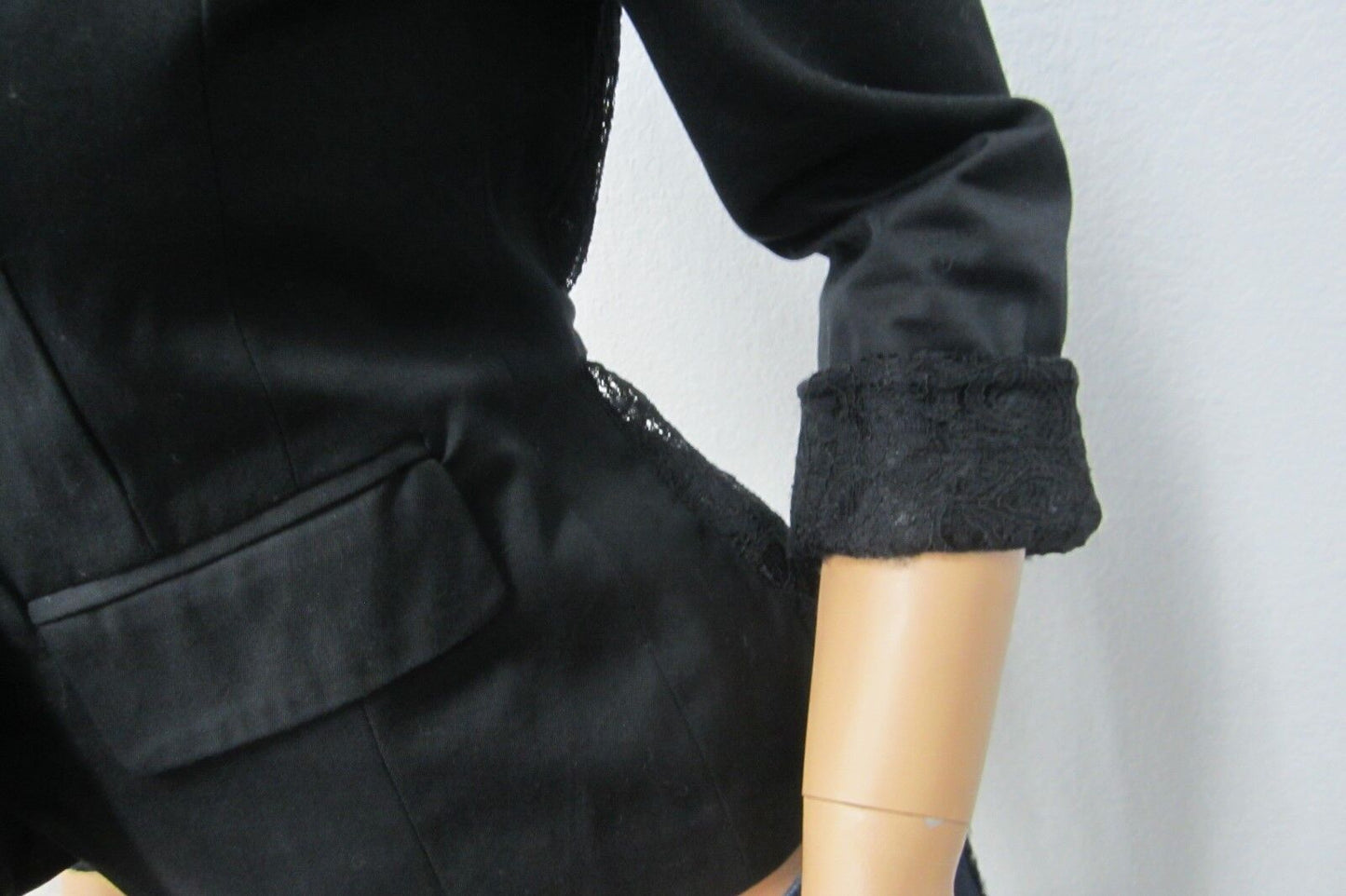 NWT Women's XOXO Black Blazer With Lace back & Arm Cuff Detail Size Small