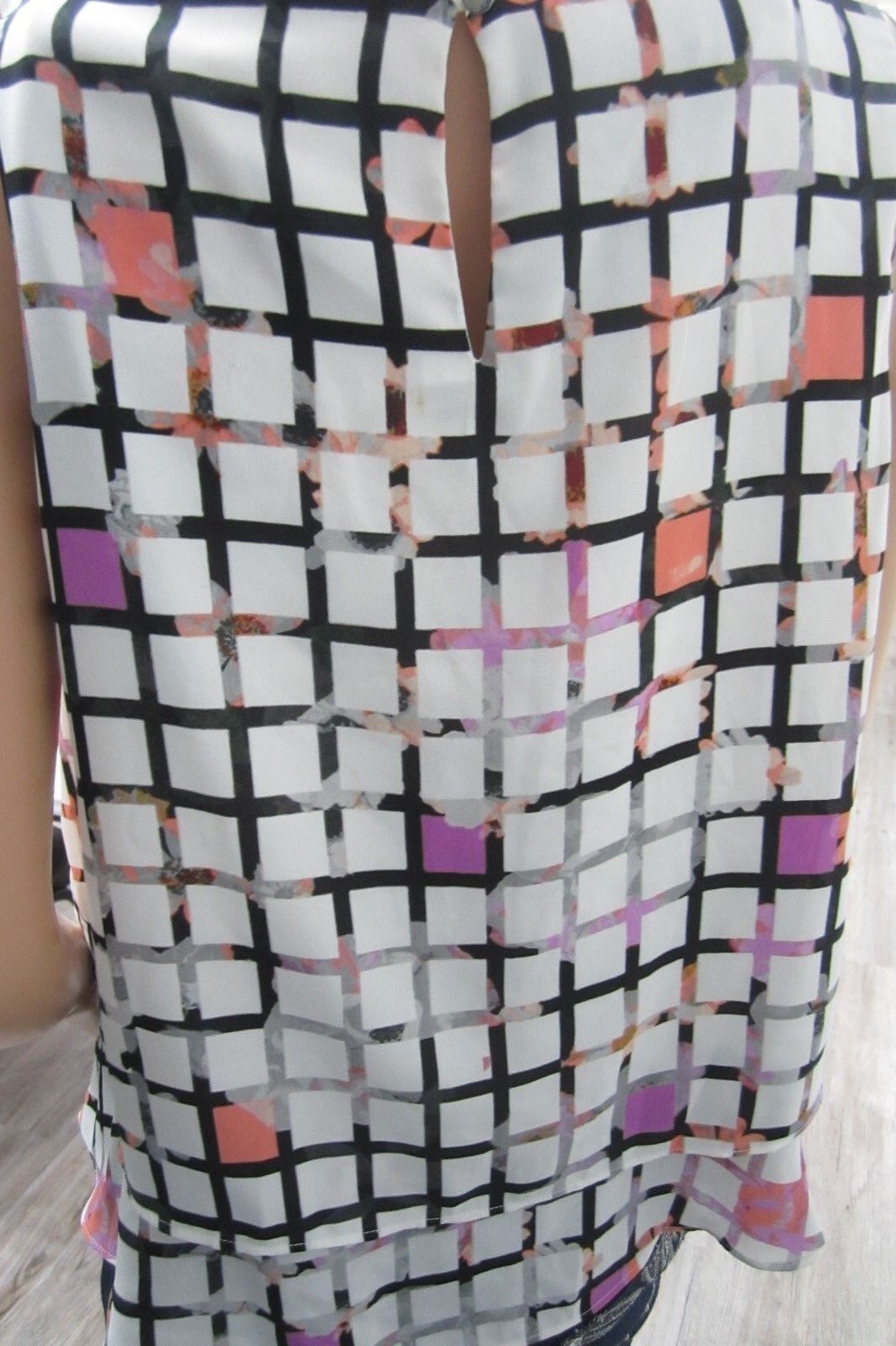 NWT Metaphor Women's Sleeveless Top  White Multicolor Size L