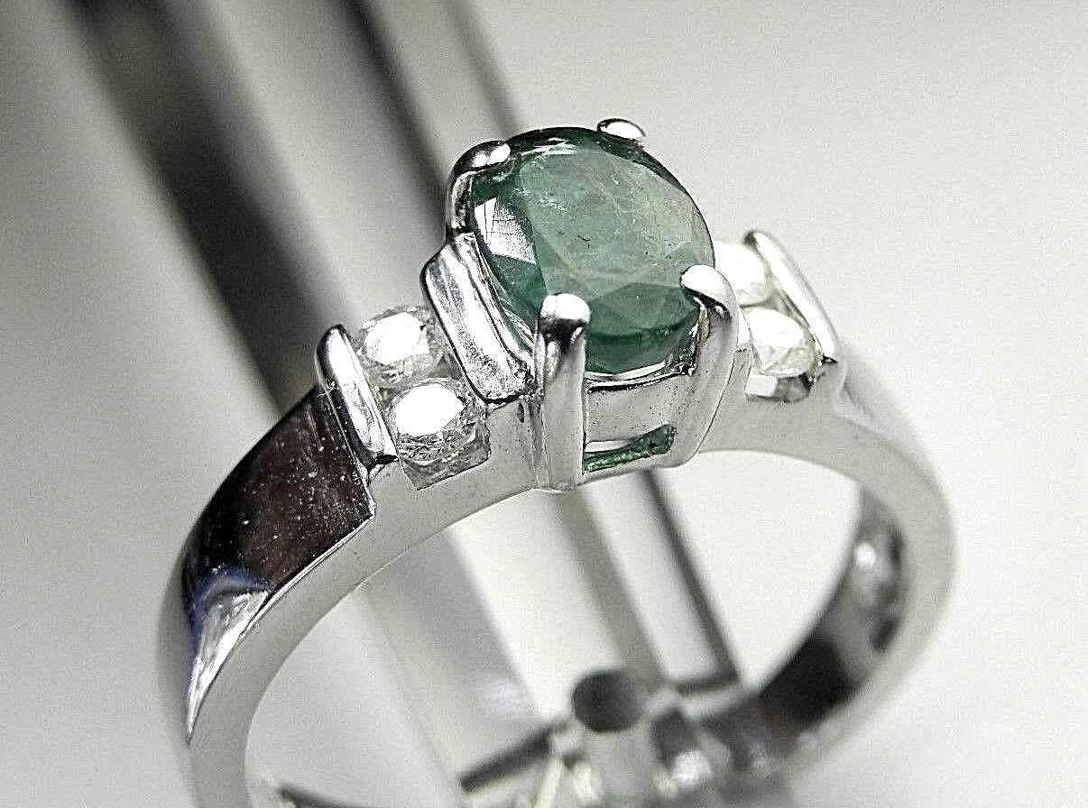 DEEP GREEN OVAL NATURAL COLOMBIAN EMERALD & DIAMOND LADIES' RING IN 14K GOLD!
