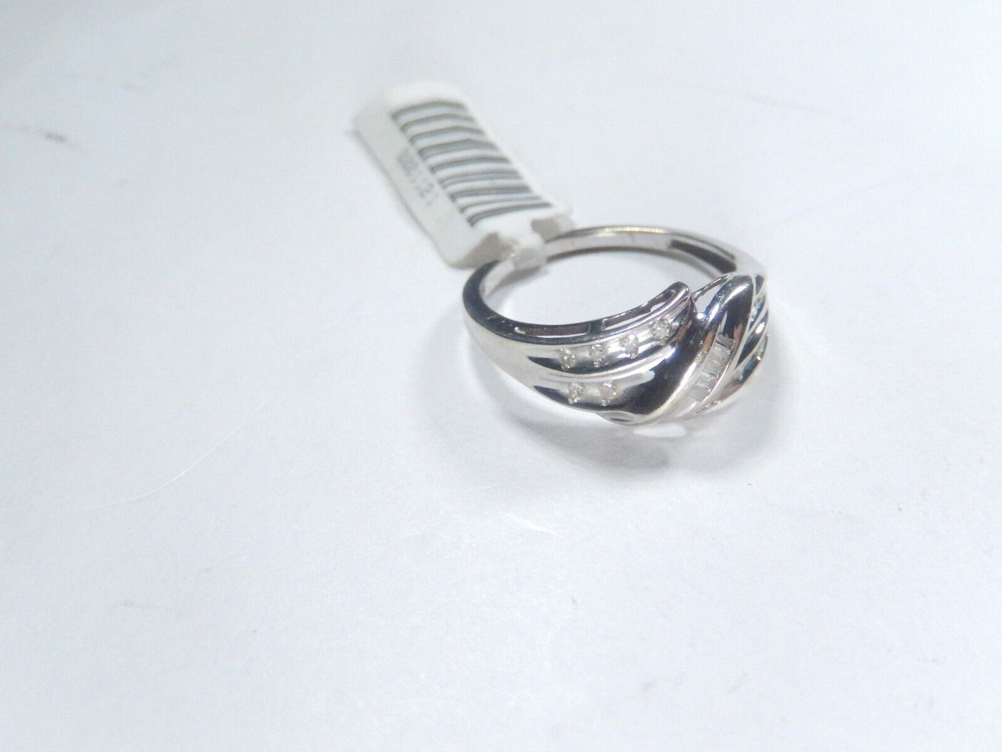 10k White Gold 1/5CT Natural Round Diamond Ladies Ring Sz 6.25