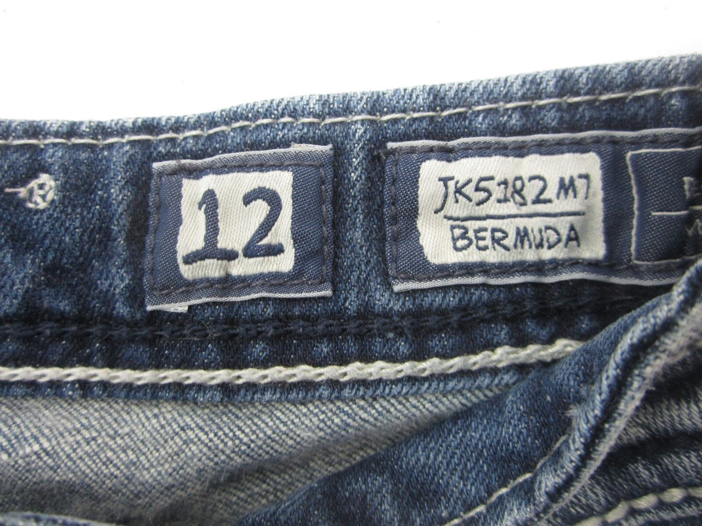 VERY NICE Miss Me Girls Bermuda Denim Shorts w Gem Fleur de Lis Design Sz 12x10"