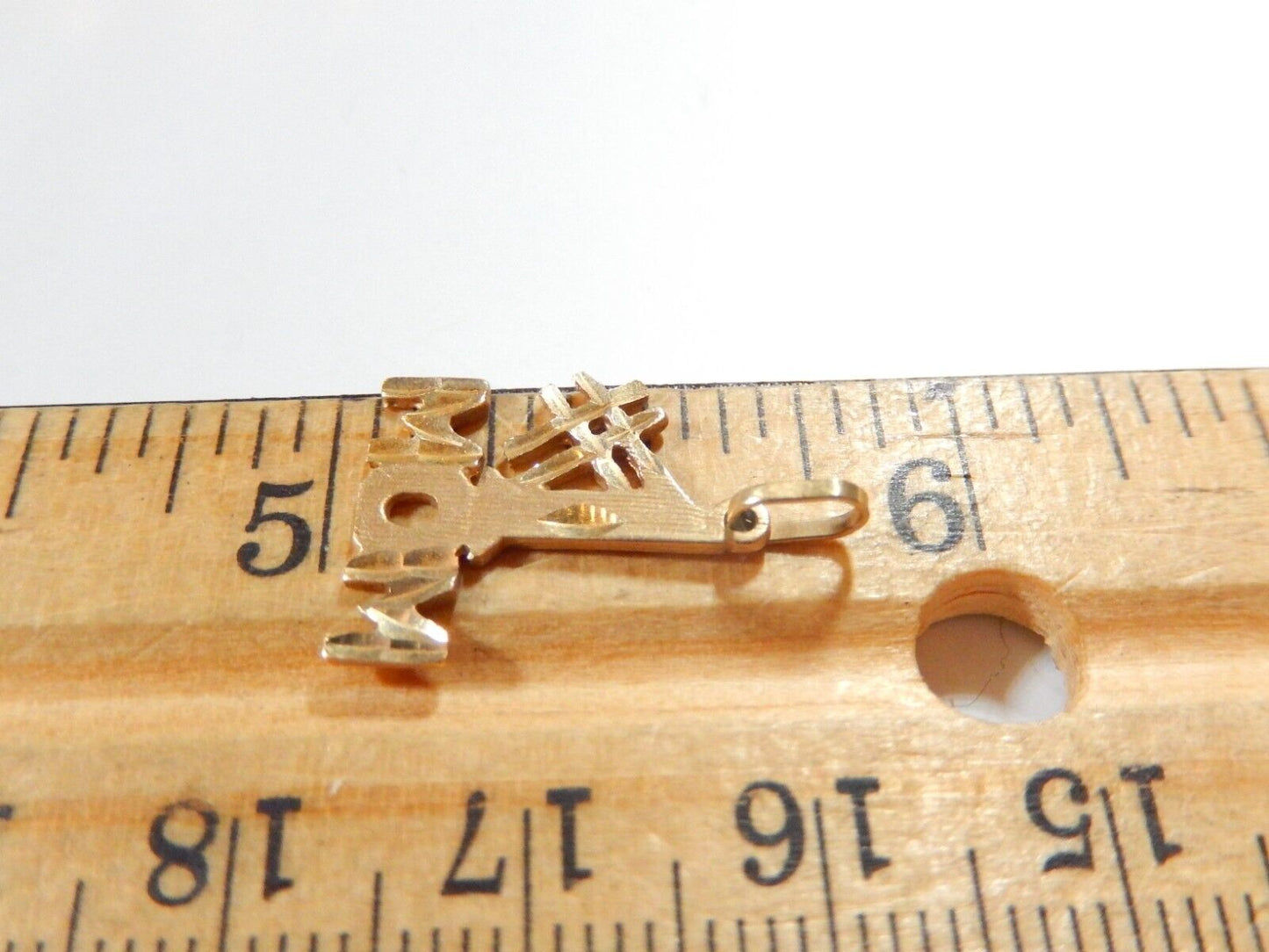 14K Yellow Gold #1 Mom Charm Pendant For Necklace or Chain