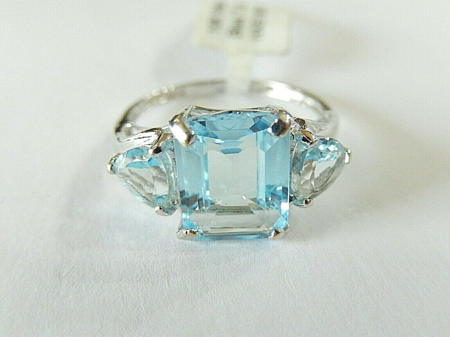 *NWT*  10K WHITE GOLD 4.00 CT SWISS  BLUE TOPAZ 3 STONE RING SIZE 7.5