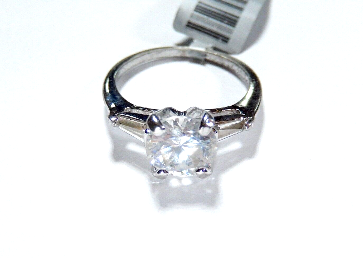 *VINTAGE*  STERLING SILVER  2.25 CT  Round Solitaire & Baguette CZ  Ring* SIZE 7
