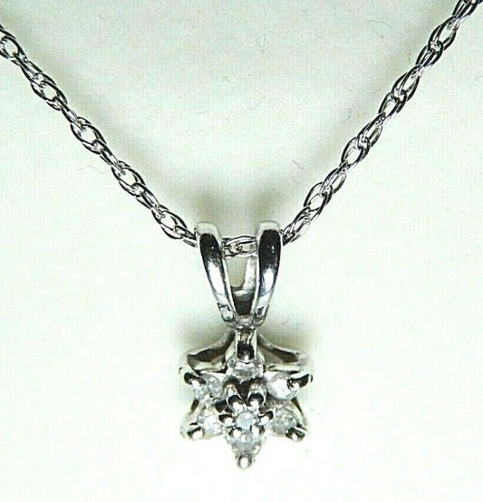 *NWT*  1/7 Ct Natural Diamond Flower Seven Stone 14k White Gold 18" Necklace