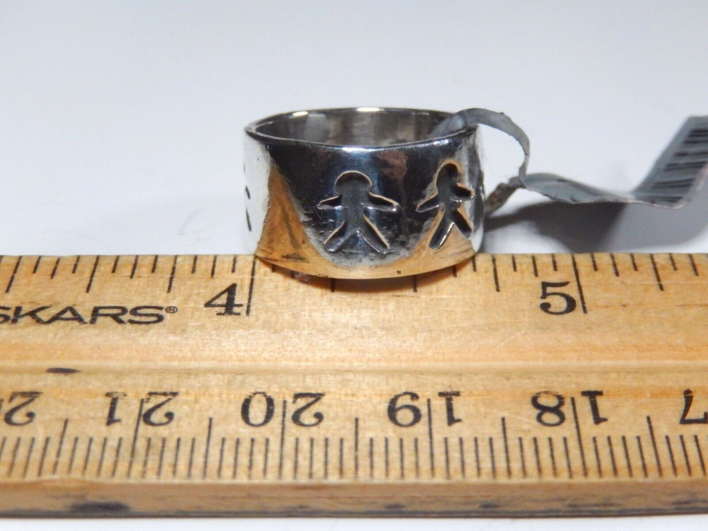 *VINTAGE* SOUTHWEST Sterling Silver Children Playing 10mm Wide Band Ring Sz 5.75