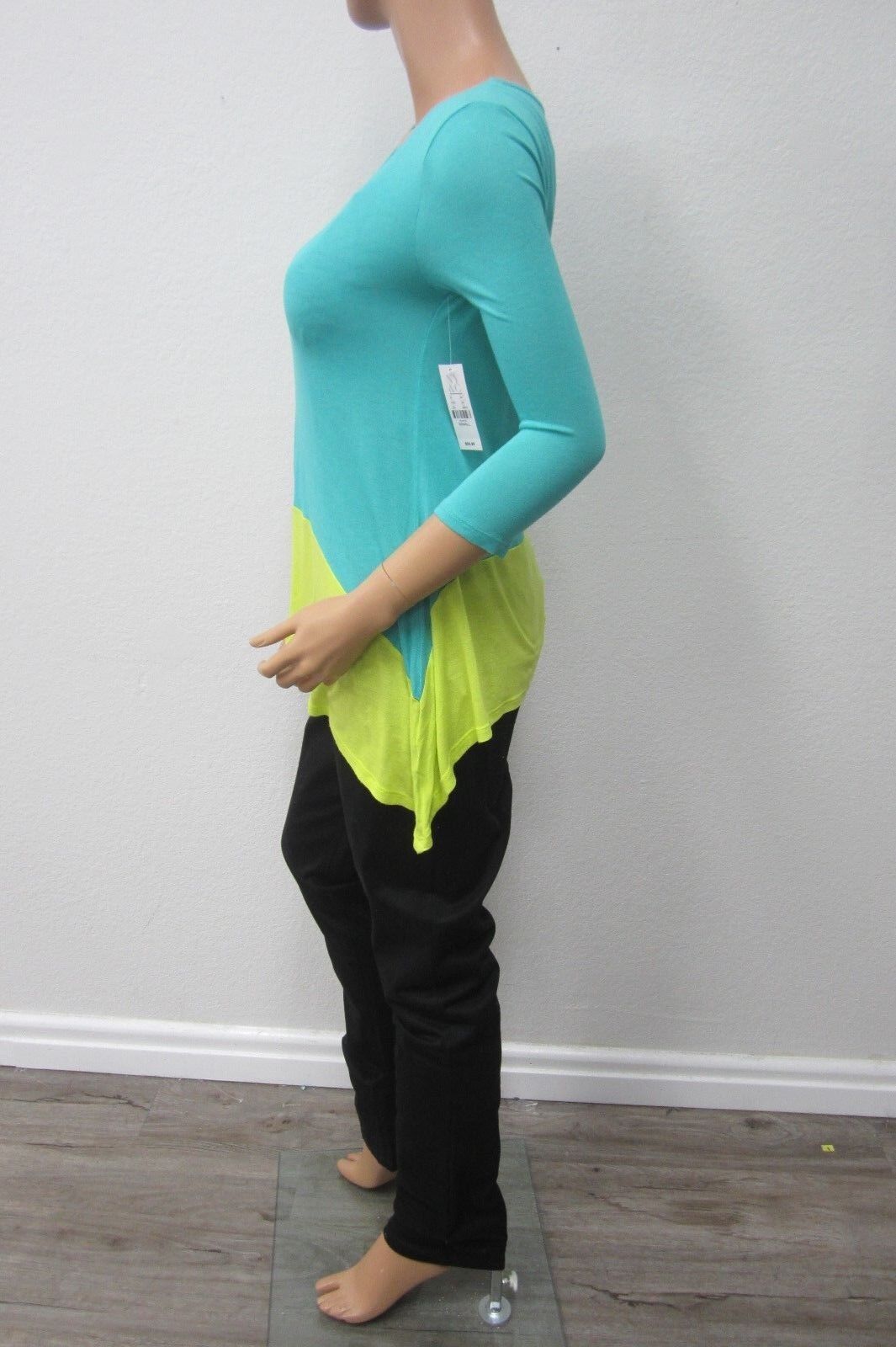 *NWT* New York & Company  SUPER CUTE Top  Stretch Turquoise  Blouse Size XSmall