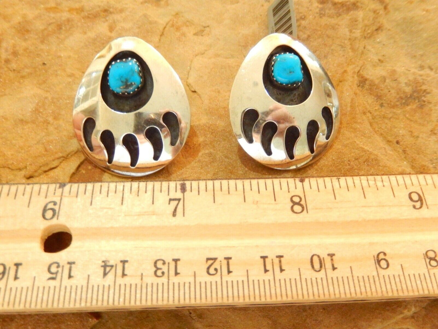 VTG SOUTHWESTERN STERLING SILVER TURQUOISE SHADOWBOX BEAR CLAW PIERCED EARRINGS