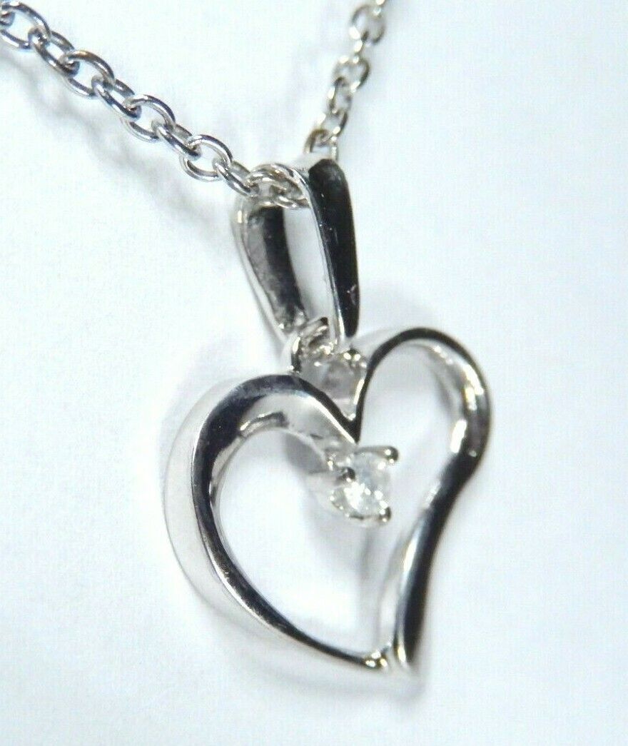 *NWT*  SOLID 10K WHITE GOLD & DIAMOND HEART SHAPED PENDANT With 18" Chain