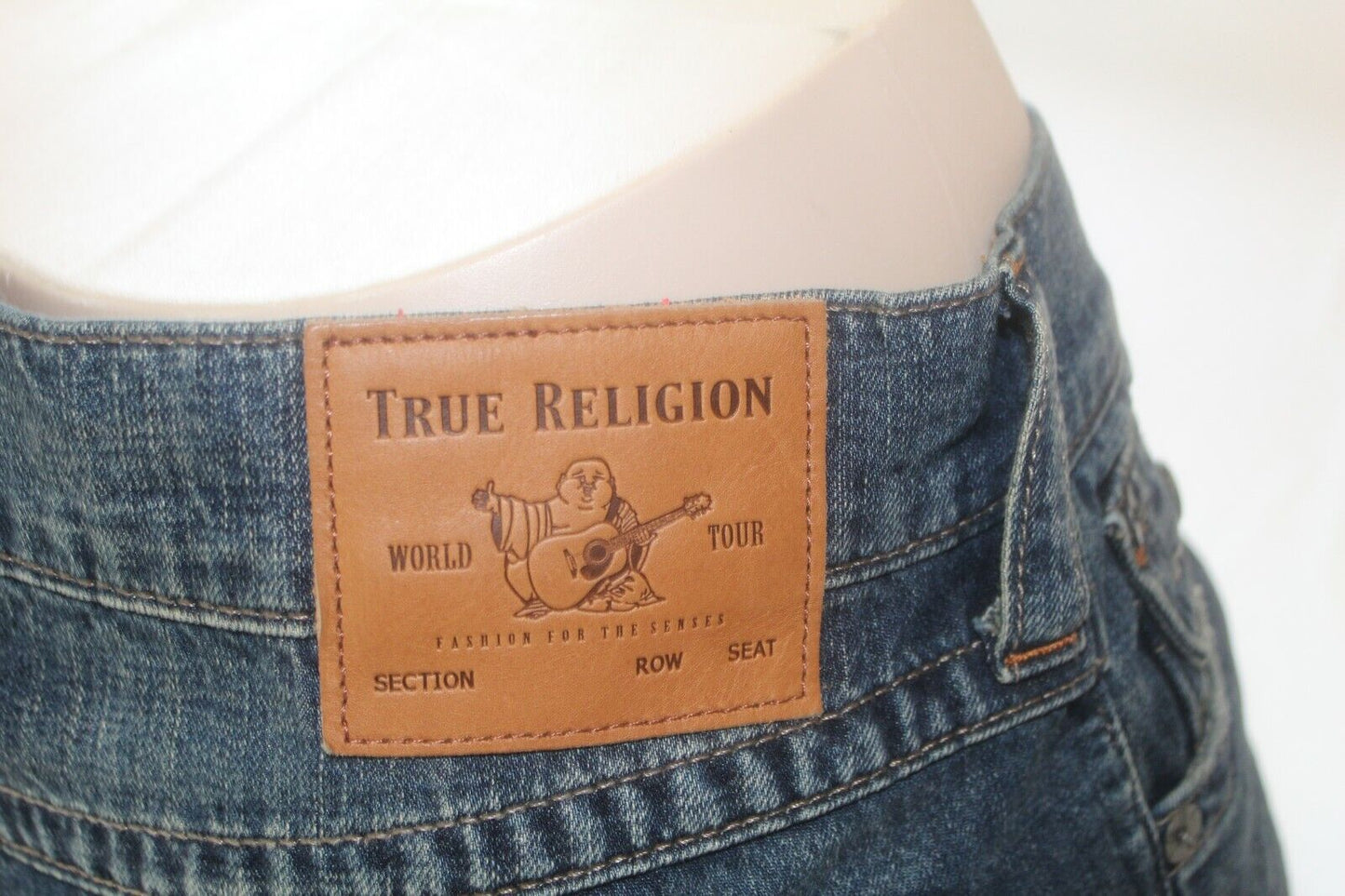 *NWT* $149. True Religion Men's Ricky No Flap Short Se  Size 33