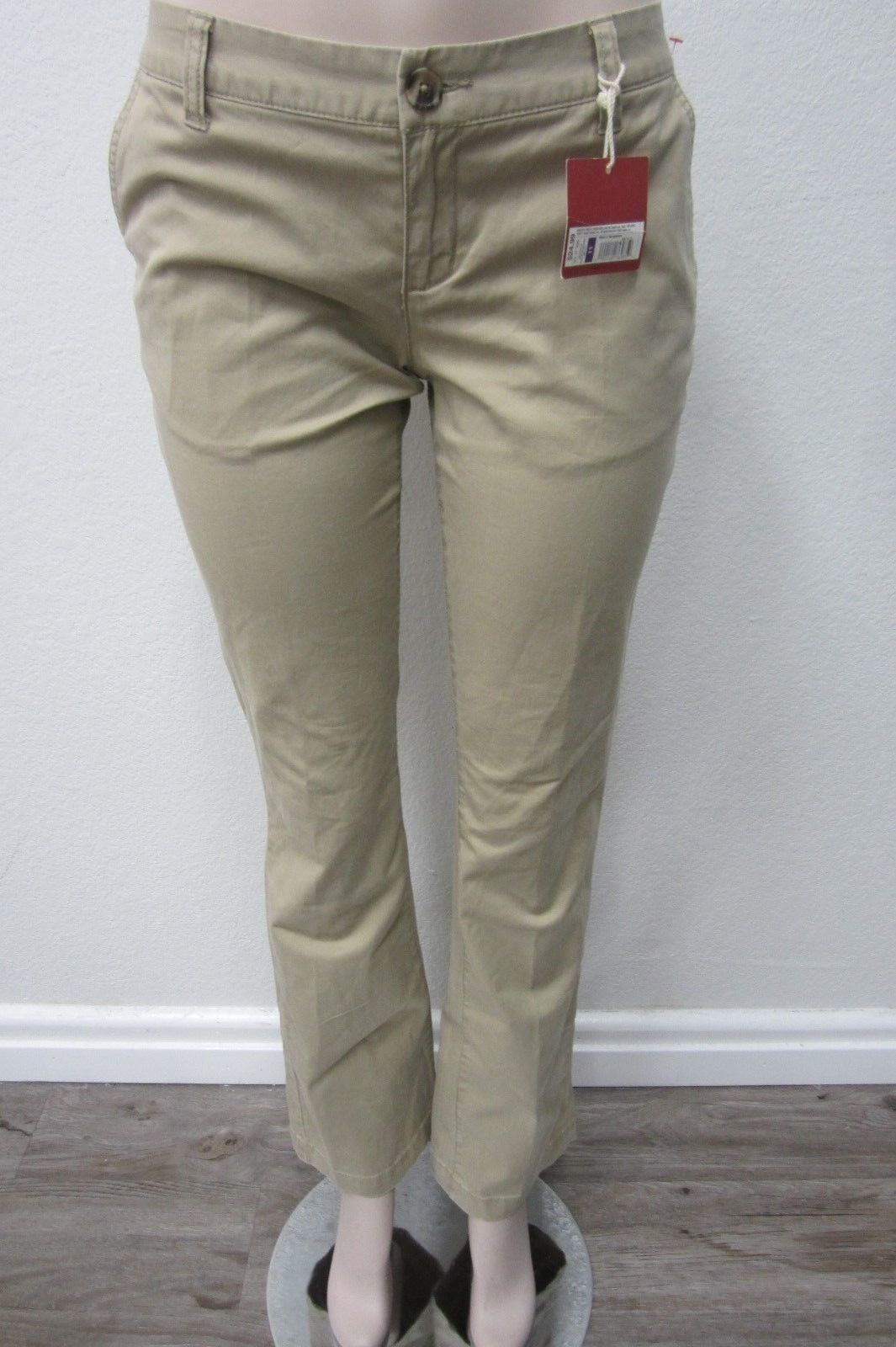 *NWT*  Women's Mossimo Supply Co. Low Rise  Boot Cut Trouser Jeans Size 11 x 32L
