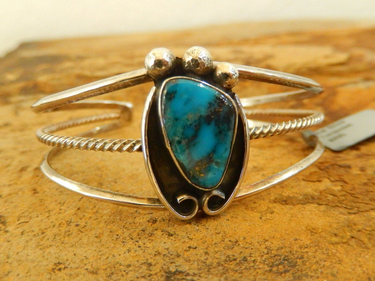 Vintage  Southwest  Turquoise Sterling Silver Cuff Bracelet