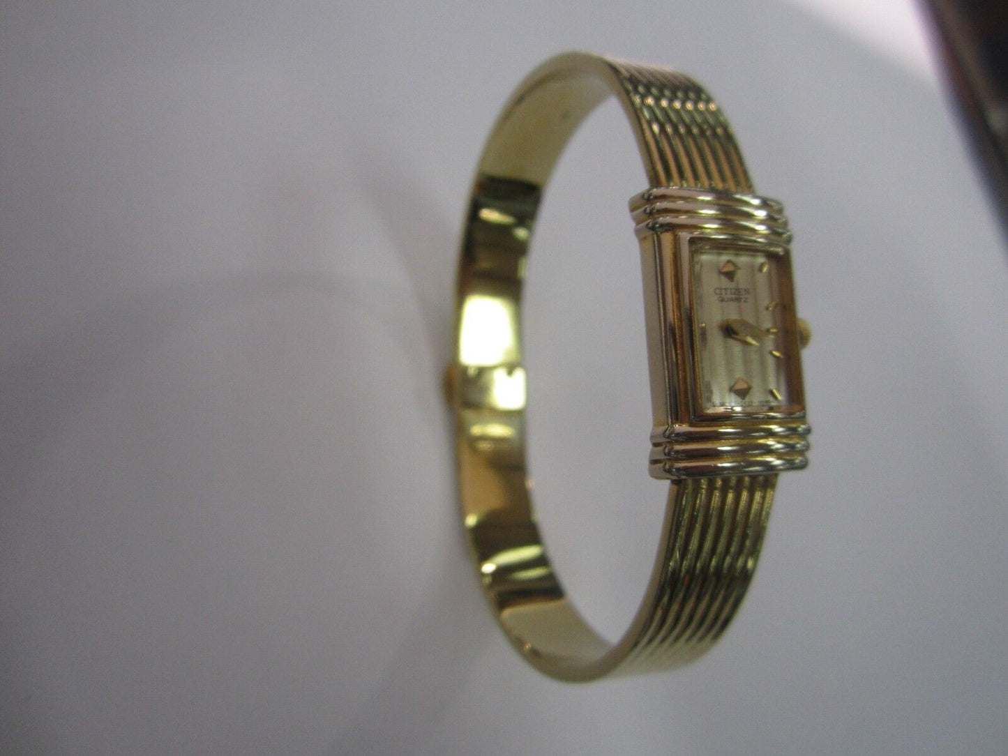 Citizen Japan Gold Tone Ladies Watch 5421-S65688  Size 6.75"
