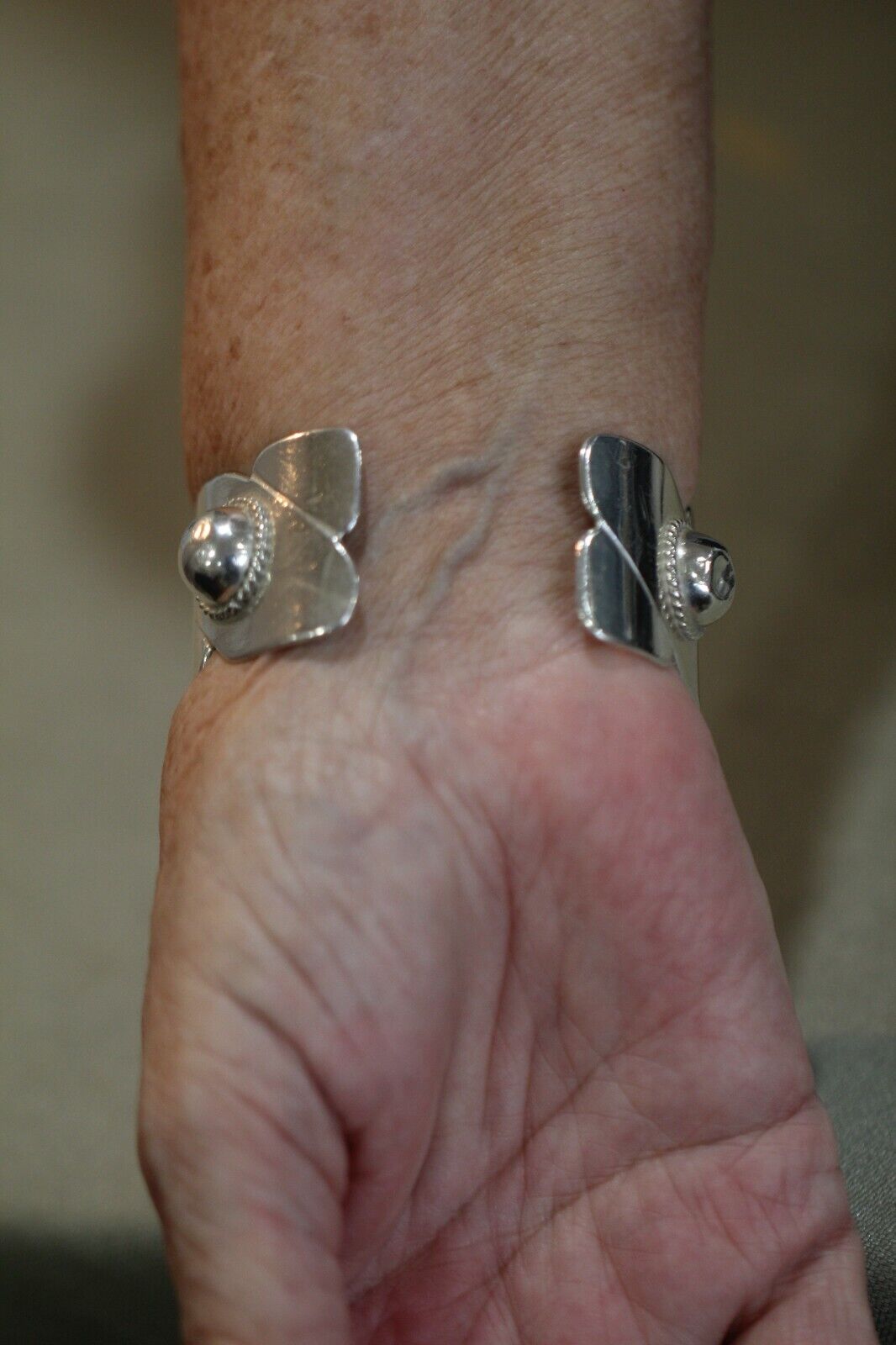 Rare Vintage 925 Sterling Silver Mexico Ball Beads Wide Cuff Bracelet 29 Grams