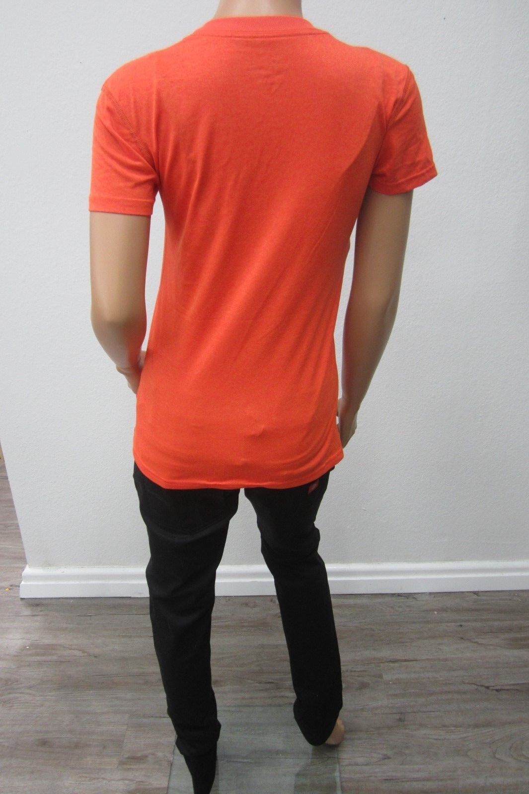 *VERY NICE*  Nike Women's Dri-Fit Short Sleeve T-Shirt  Size S
