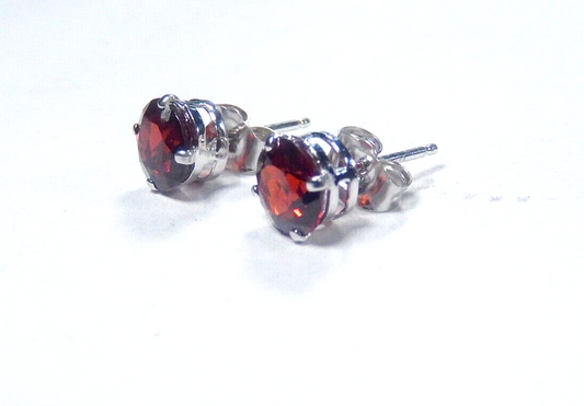 14K White Gold Basket Setting 6mm 1.50CT TW Garnet Ear Studs