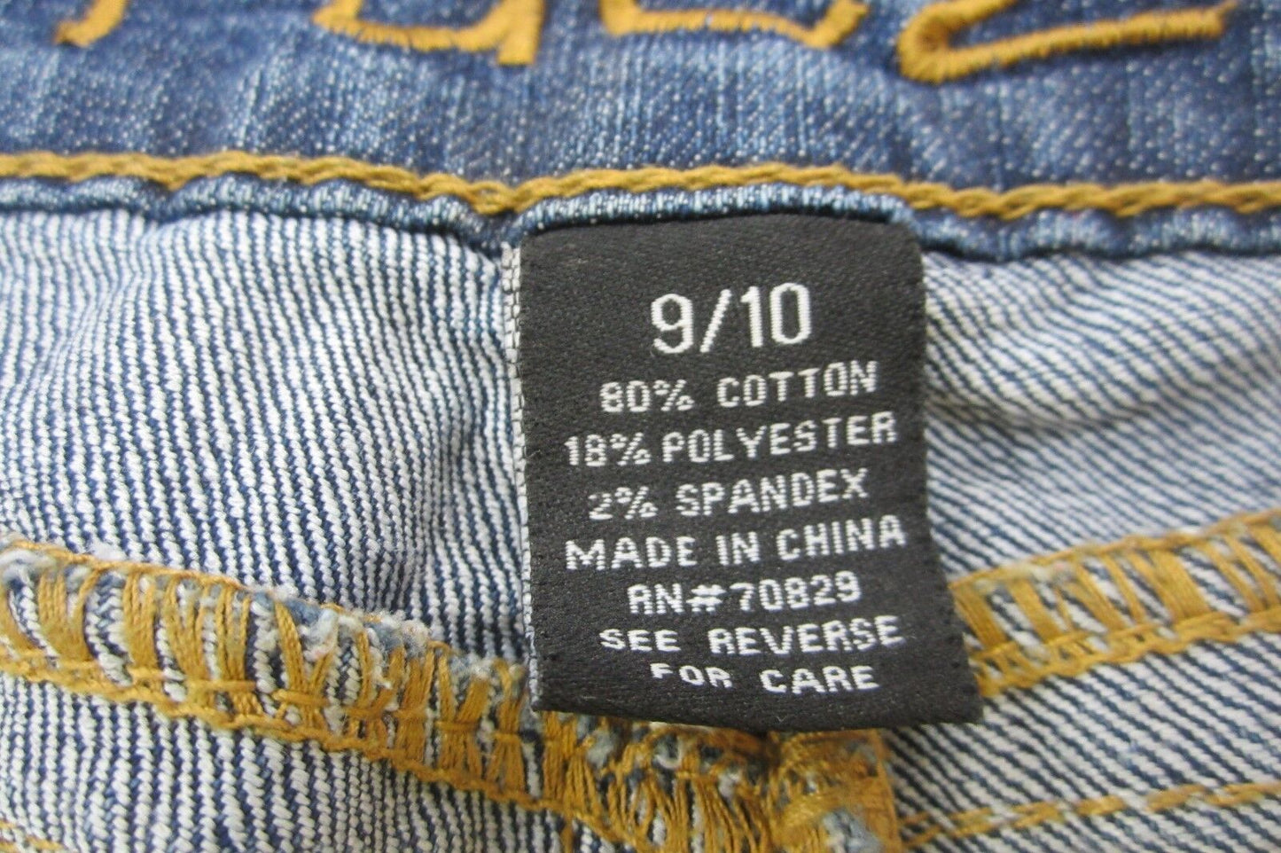 NICE Womens Rue 21 Dark Wash Distressed Denim Bermuda Shorts Size 9/10 x 13"L