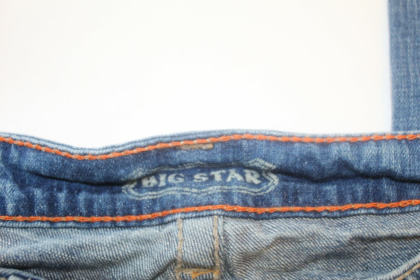 Big Star Casey Women's Low Rise Fit Jeans Embroidered Boot Cut Size 27L x 32