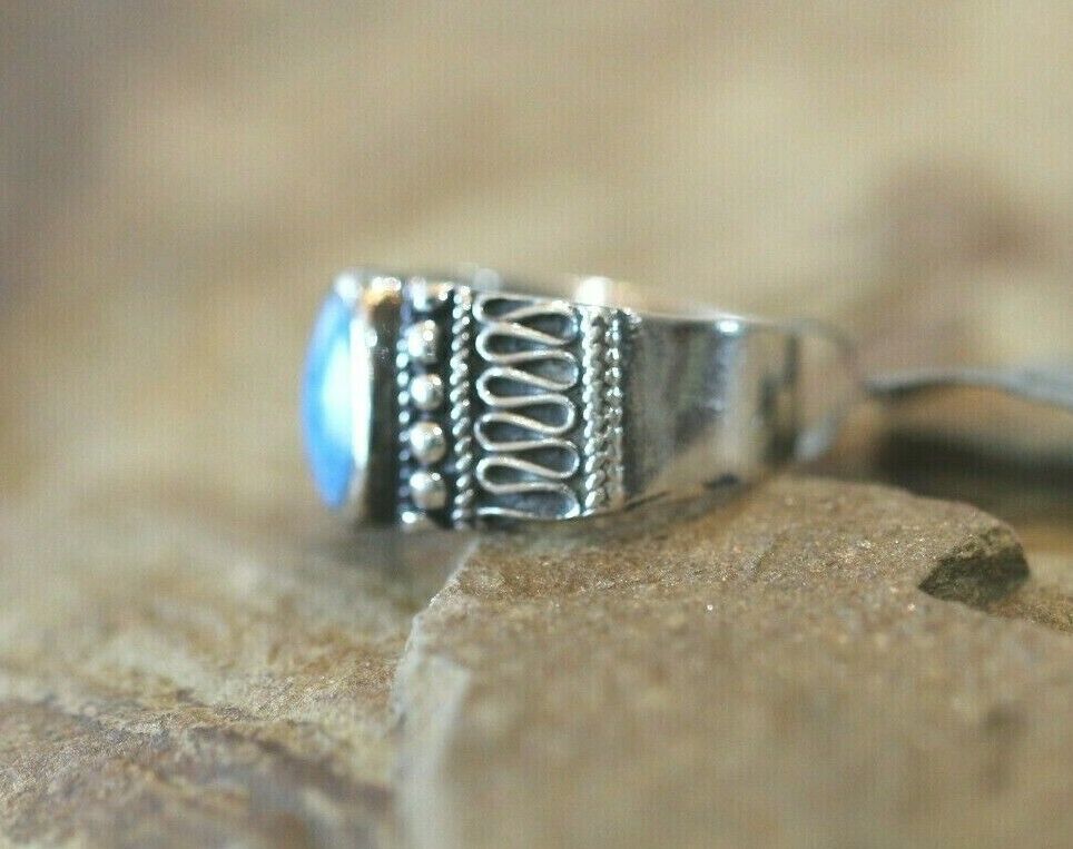 *VINTAGE*  Blue Lapis Lazuli Sterling Silver Solitaire Oval Ring Size 7