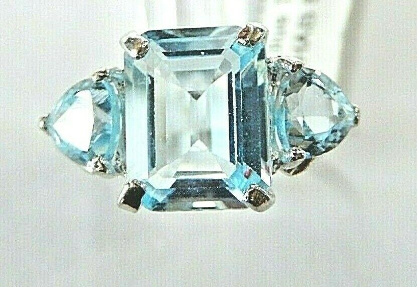 *NWT*  10K WHITE GOLD 4.00 CT SWISS  BLUE TOPAZ 3 STONE RING SIZE 7.5