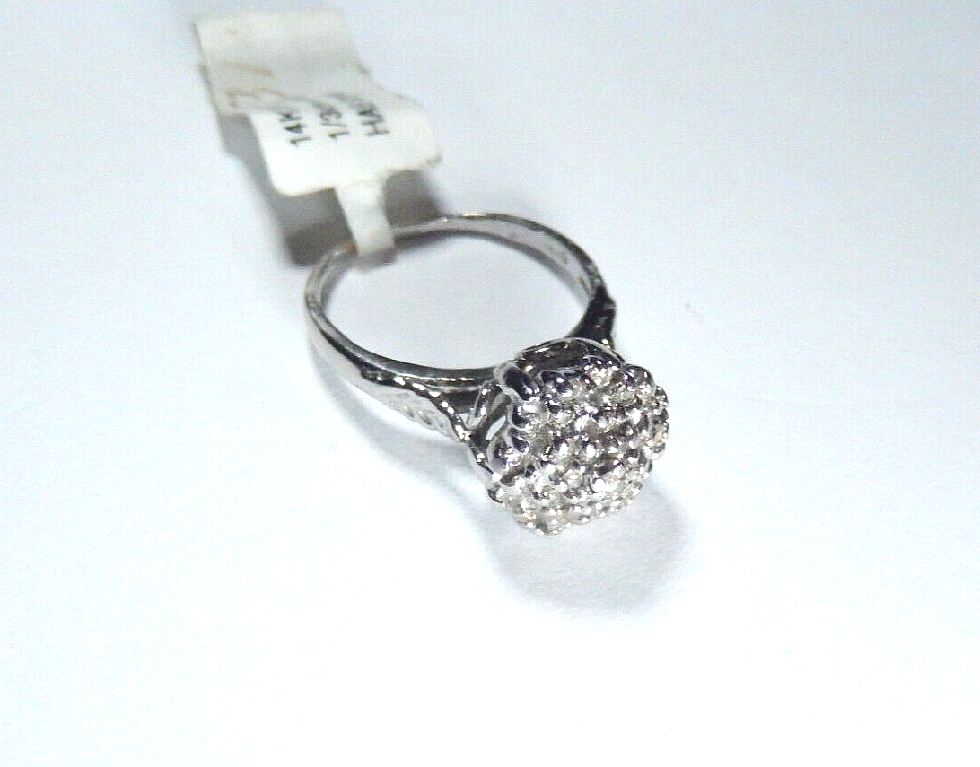 *VINTAGE*   14k White Gold Round .33CT Natural Diamond Cocktail Ring Size 5.5