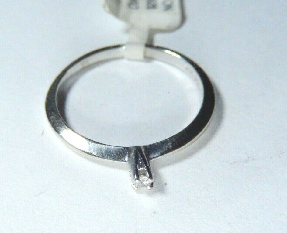 14k White Gold Diamond Engagement  or Promise Ring Size 6.75