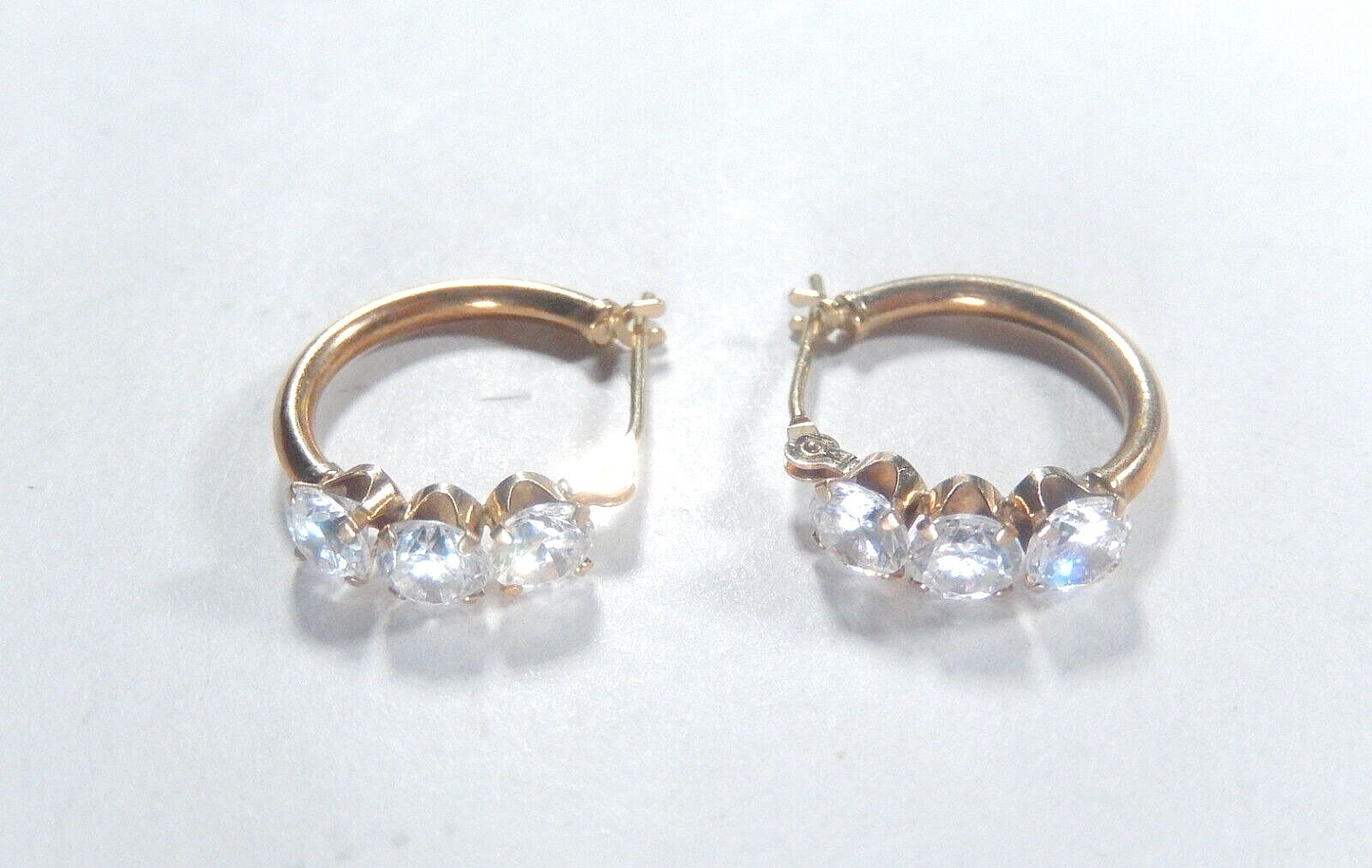 *VINTAGE*  10K Yellow Gold 1.50 CT Cubic Zirconia 17mm  Hoop Earrings