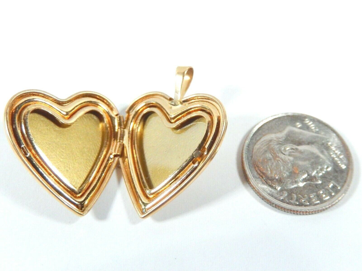 *VINTAGE*  14k Yellow & Rose Gold 20mm x 25mm Rose Heart Two Picture Locket