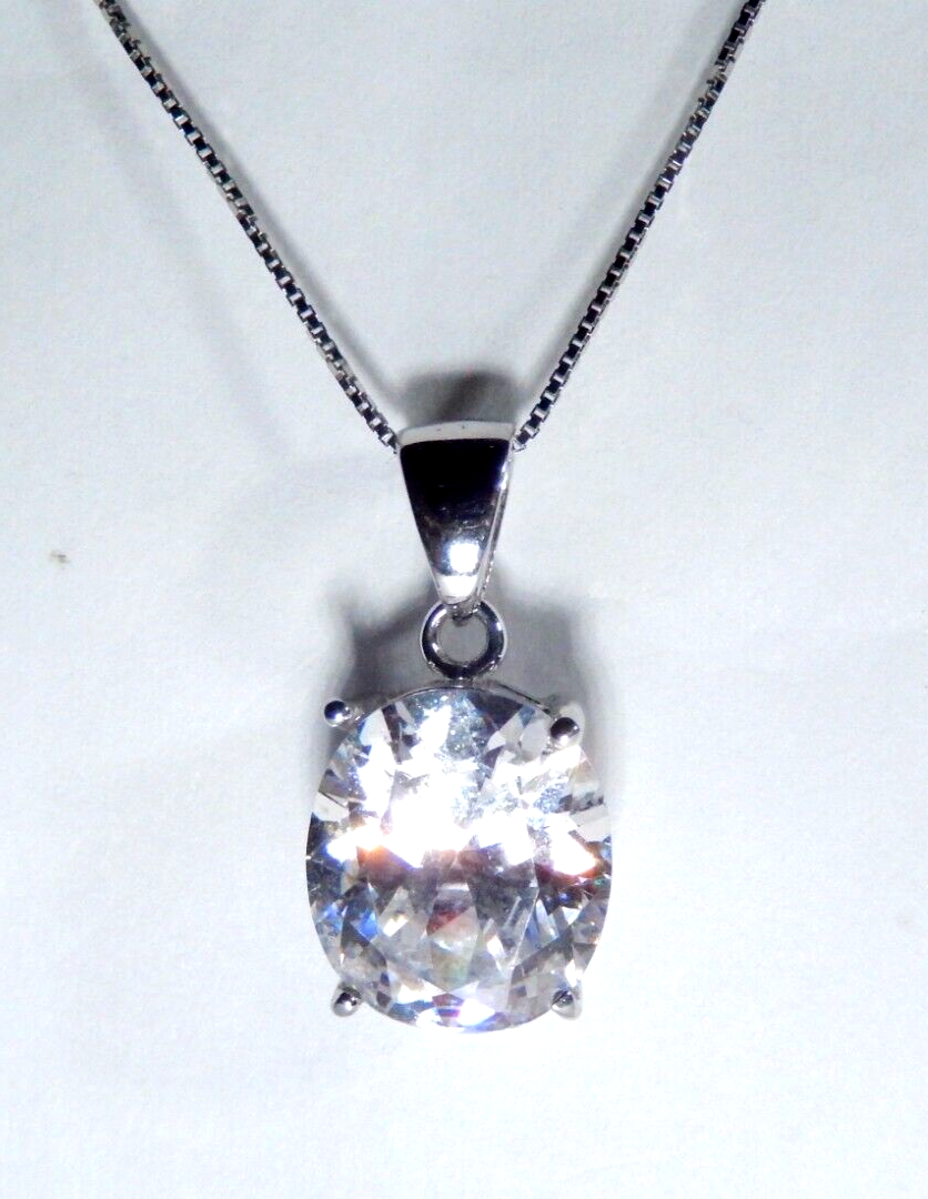 *VINTAGE*  Sterling Silver 10.0 CT CZ Solitaire Pendant with 18" Sterling Chain