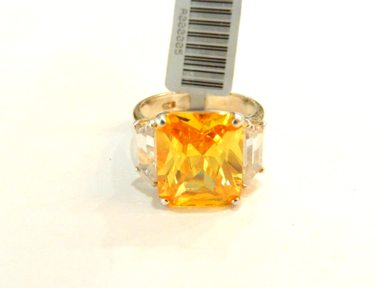 *VINTAGE*  Sterling Silver 5.0 CT Citrine  and CZ Ring  Size 6.5