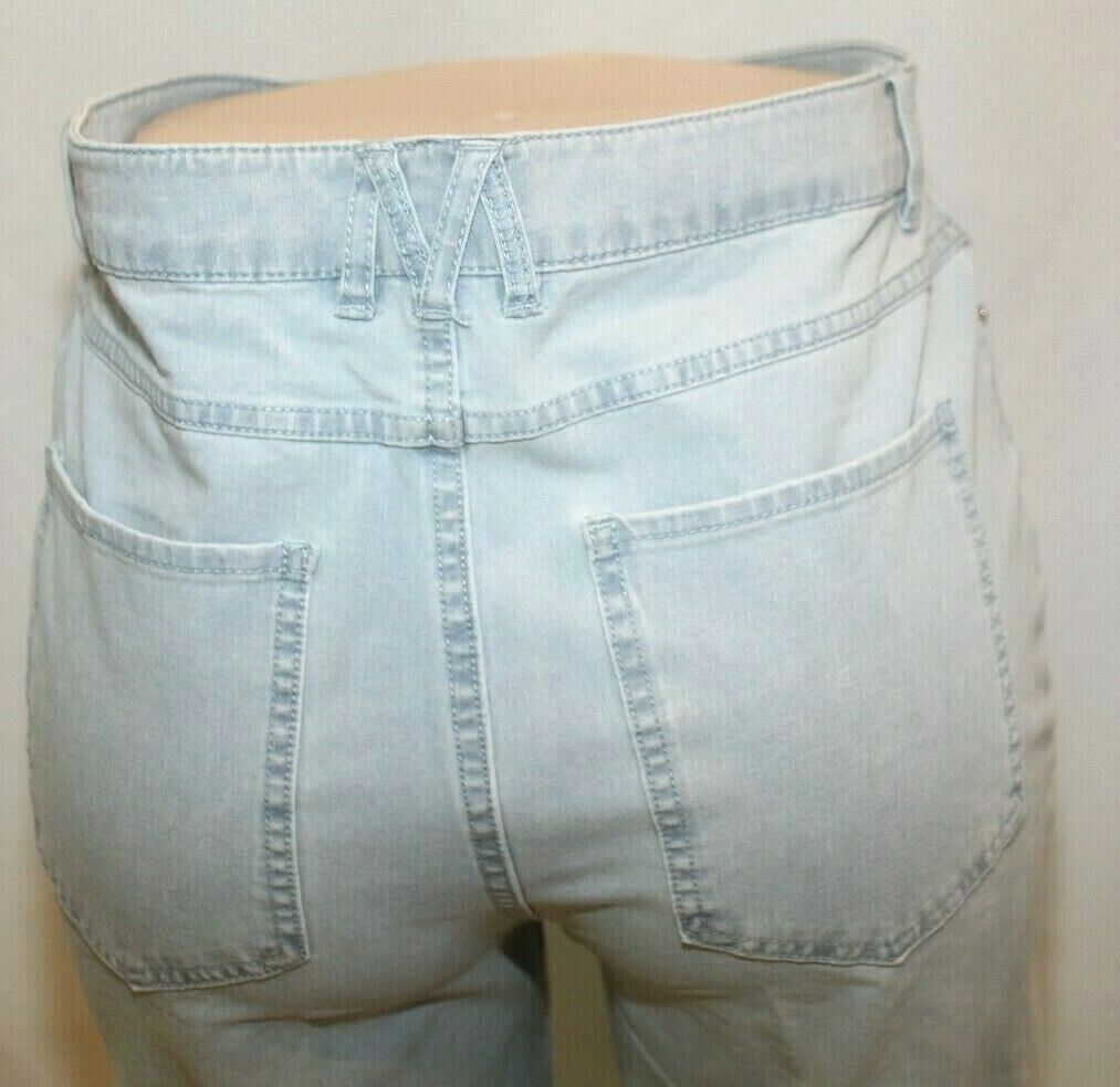 Isaac Mizrahi Live!  TRUE DENIM Wide-Leg Crop Jeans Size -  8