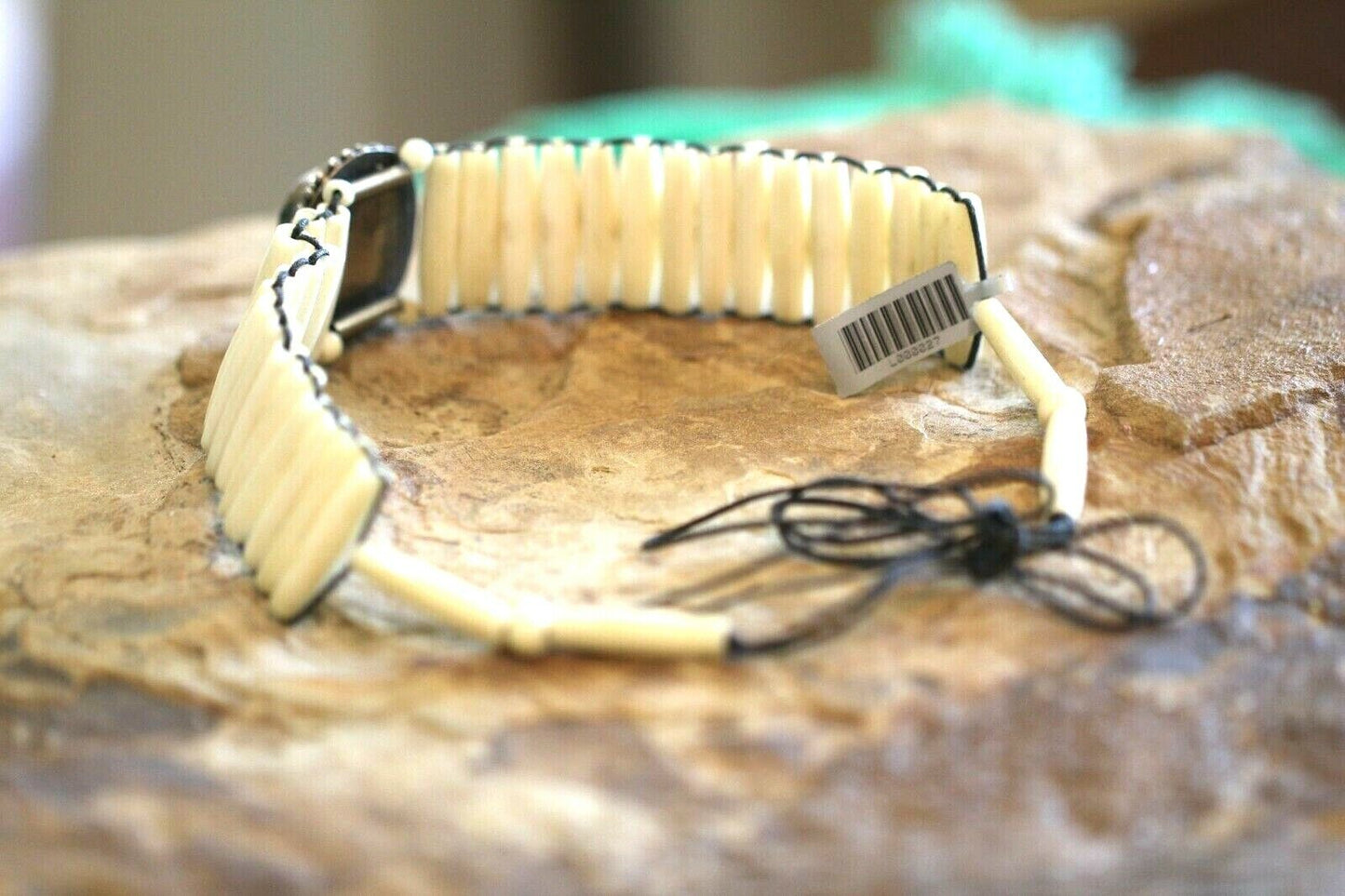 *VINTAGE*  Native American Sterling Silver Agate & Bovine Bone Chocker Necklace