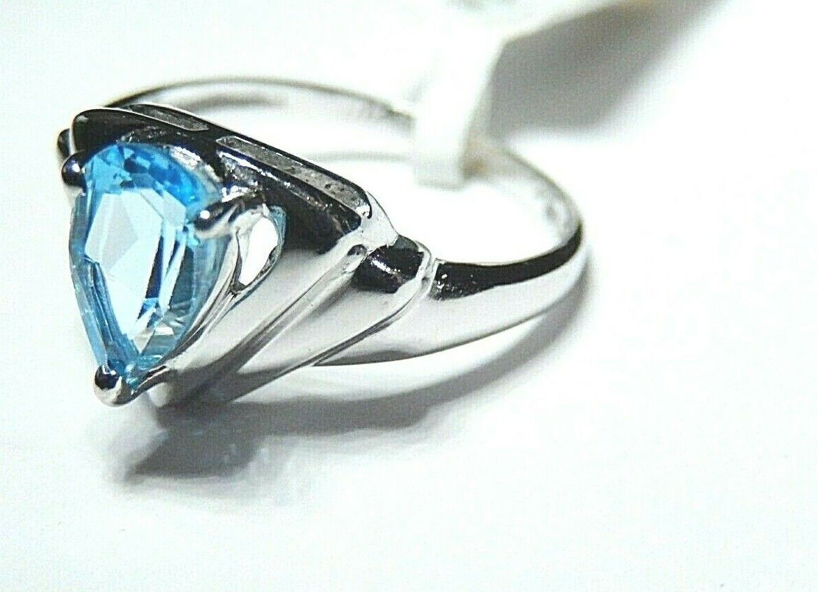 *NWT* 10k White Gold Modern Style Genuine .75CT London Blue Pear Topaz Ring Sz 7