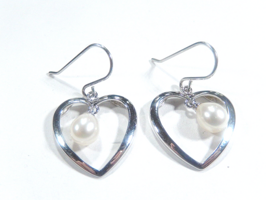 *VINTAGE*   "W2H"  Sterling Silver AAA Pearl Heart  Earrings