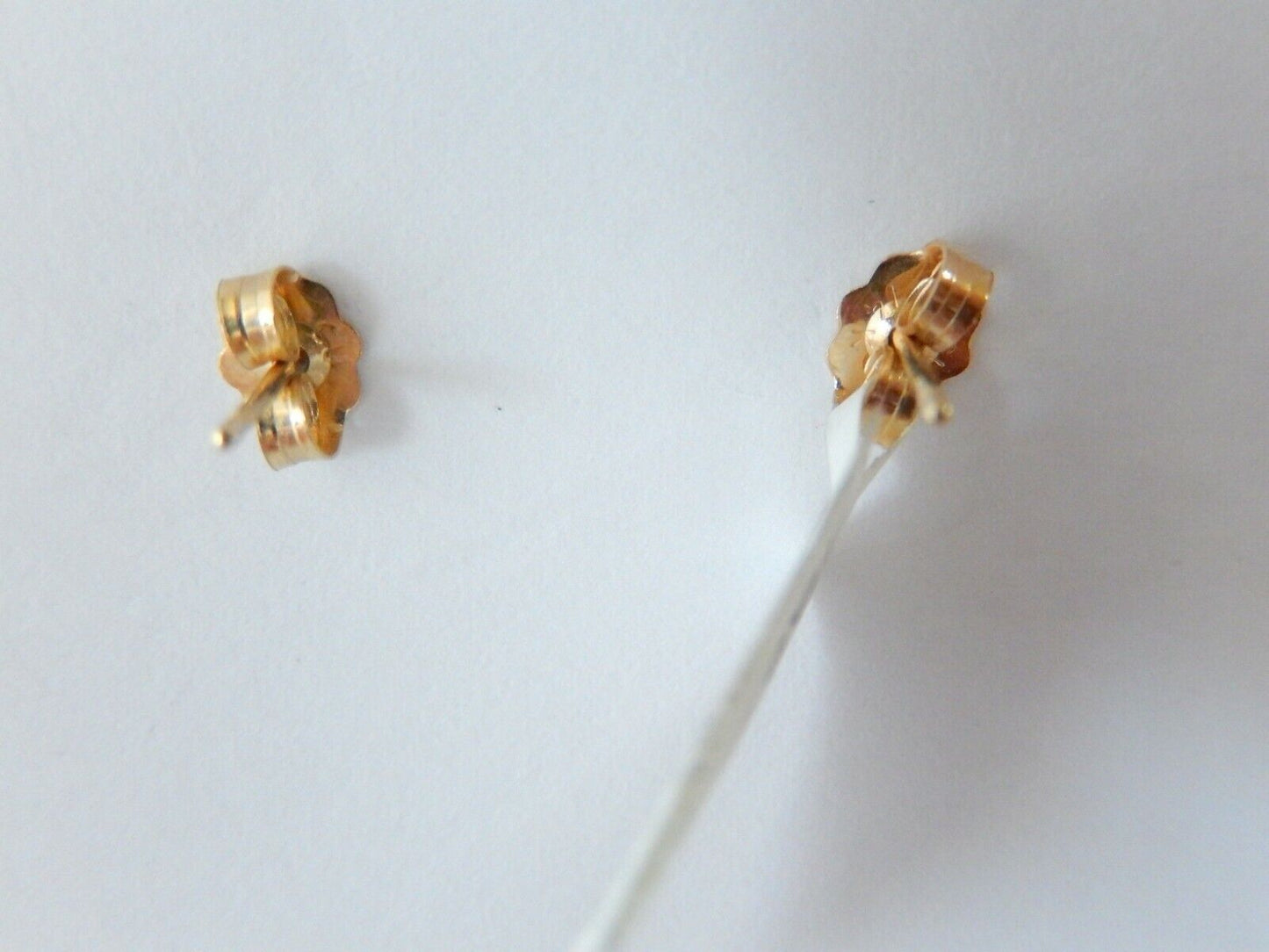 *VINTAGE* 14K Solid Yellow Gold 8mm Lapis Lazuili & Gold Round Bead Earrings