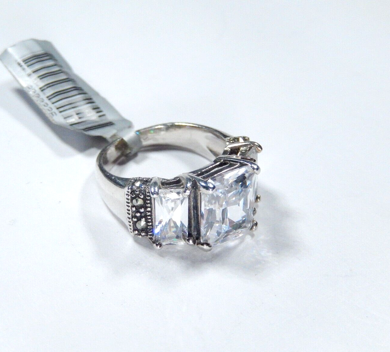 STERLING SILVER 5.00CT EMERALD CUT CZ ARTISIAN BEAD BAND 3 STONE RING Sz 5.75
