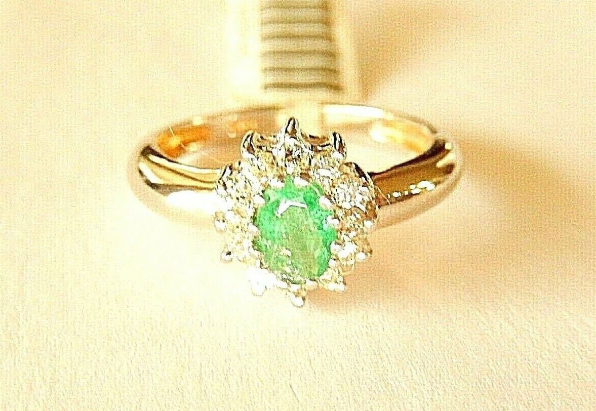 *VINTAGE*  14k White Gold .85CT Natural Emerald & Diamond Halo Ring Size 7.75