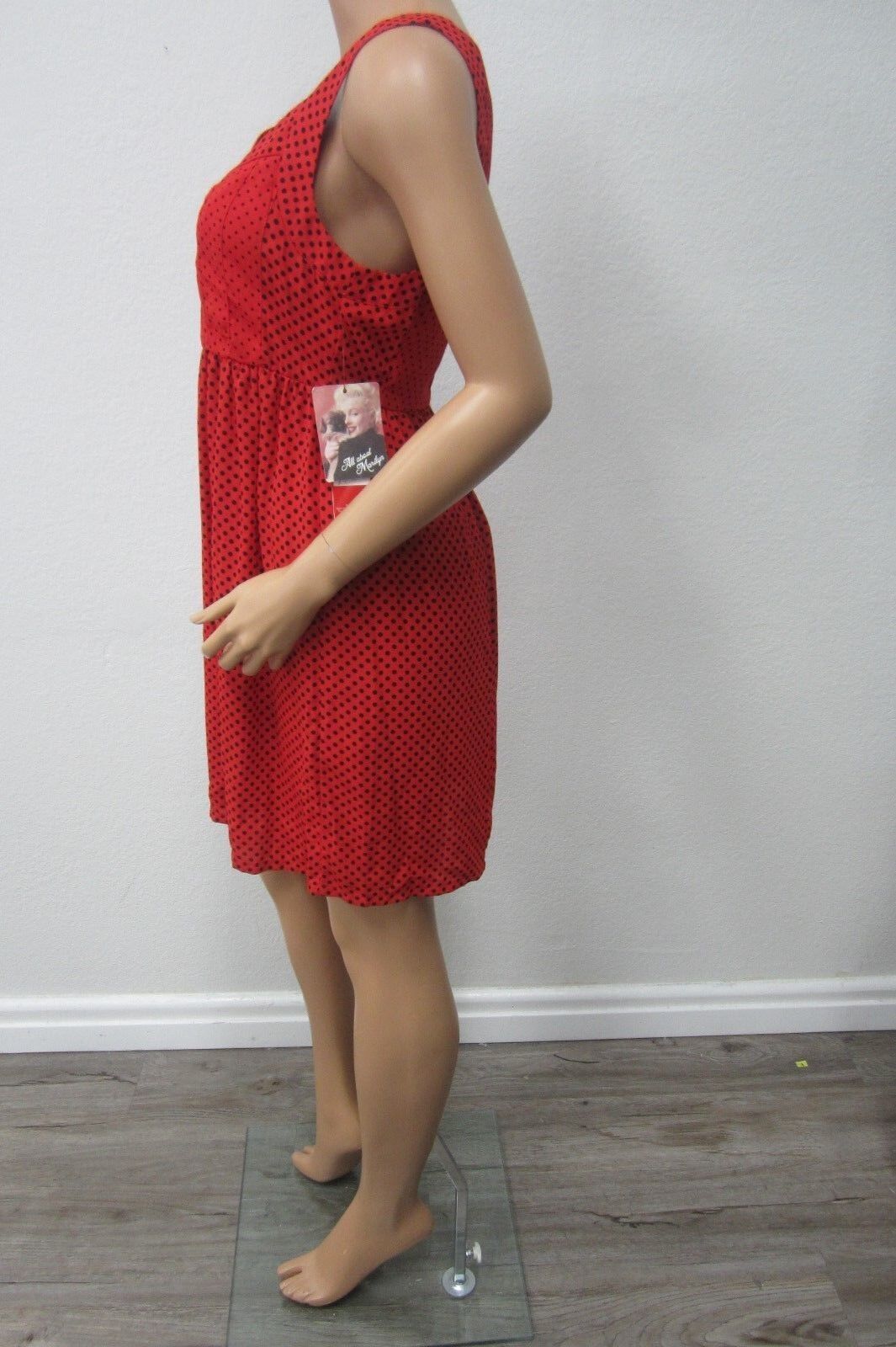 NWT - VINTAGE STYLE -  *Marilyn Monroe Label* Red/Black Dot Dress Size Med