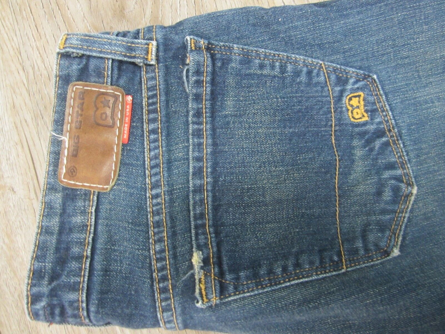 BIG STAR MEN'S JEANS REGULAR BOOT CUT MEDIUM WASH DENIM 28regular X 33 long