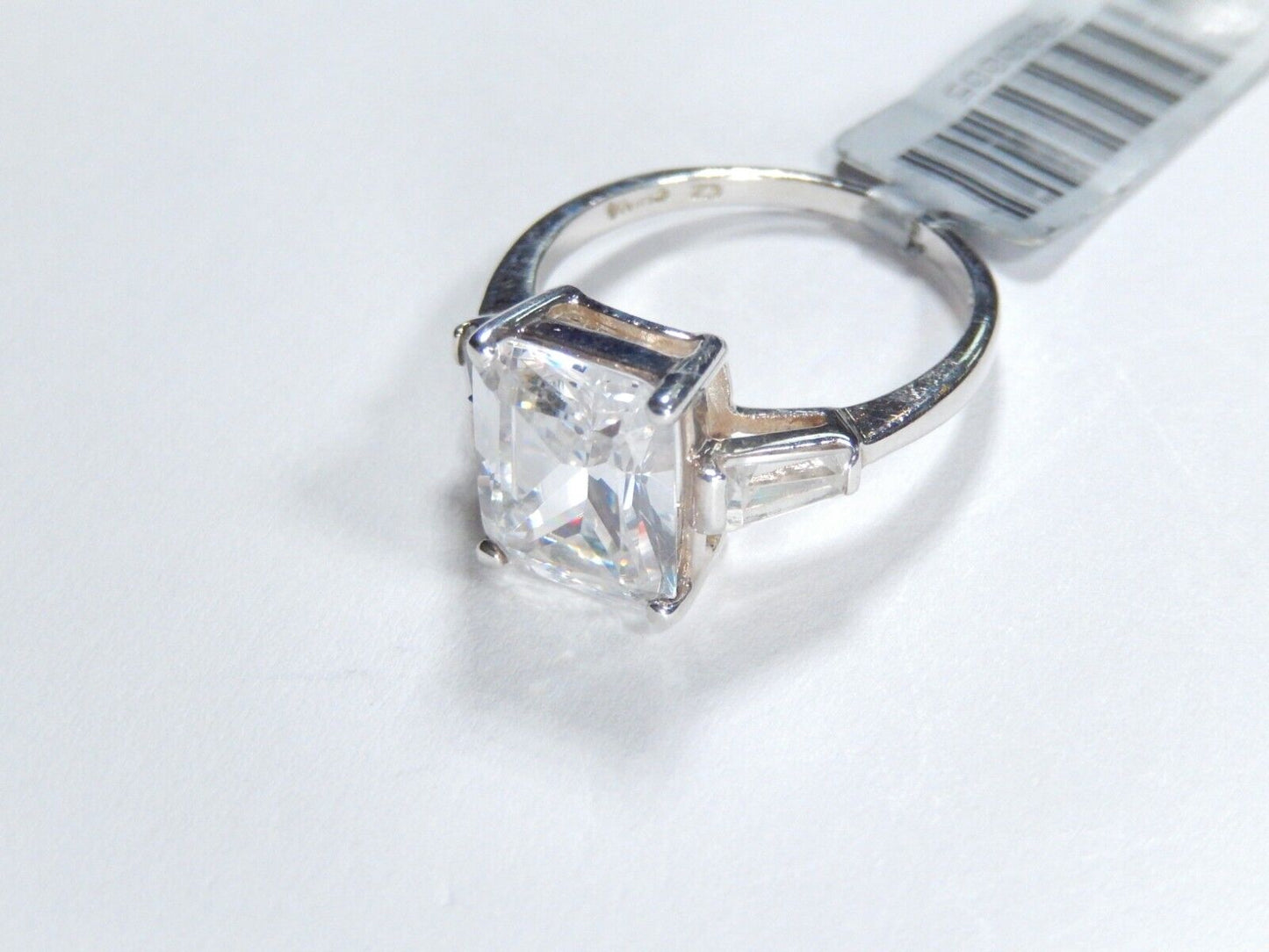 *VINTAGE*  STERLING SILVER 3.0 CT  Solitaire Emerald & Baguette CZ  Ring* SIZE 6