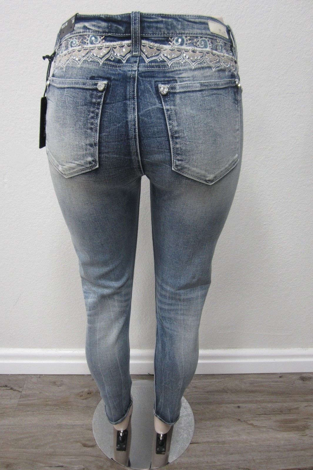 NWT Miss Me  Embellished Yoke Cute Medium Basic Skinny Cut Jeans M3150S Sz 28x29