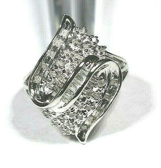 10K White Gold Natural .50CT Diamond Cluster Ladies Designer Style Ring Sz 7.25