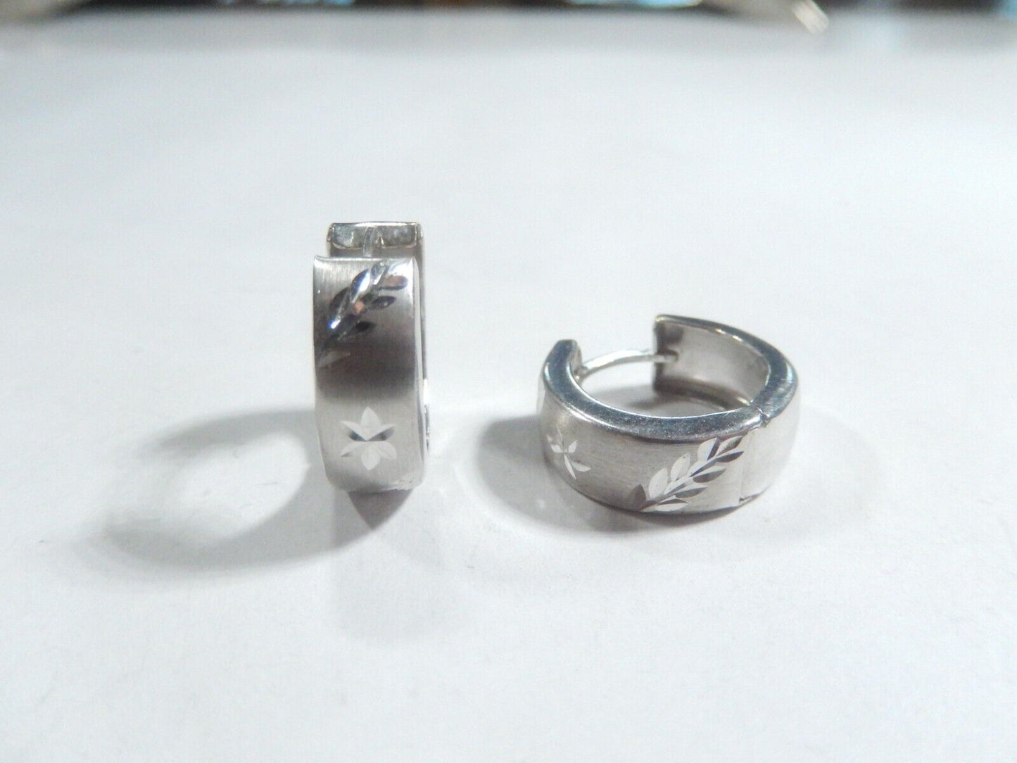 14K White Gold Huggie Earrings  6mm Wide Diamond Cut Hoops 16mm Round