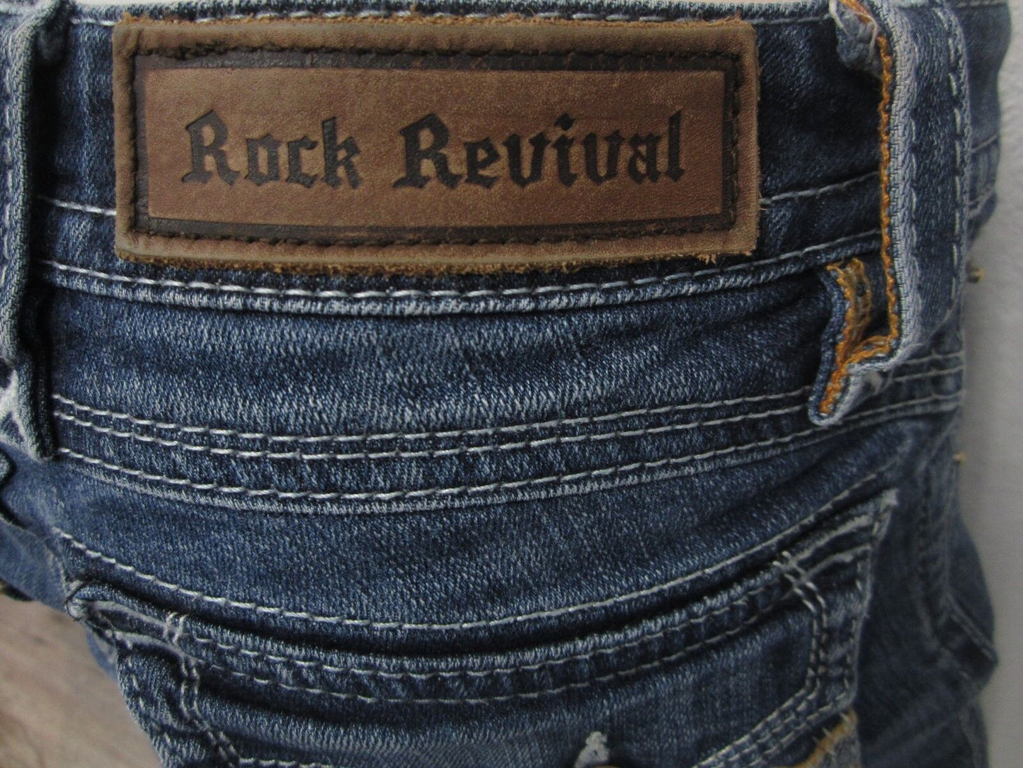 VERY NICE Rock Revival  Stephan Boot Cut Medium Blue Jeans Size 26 x 32.5