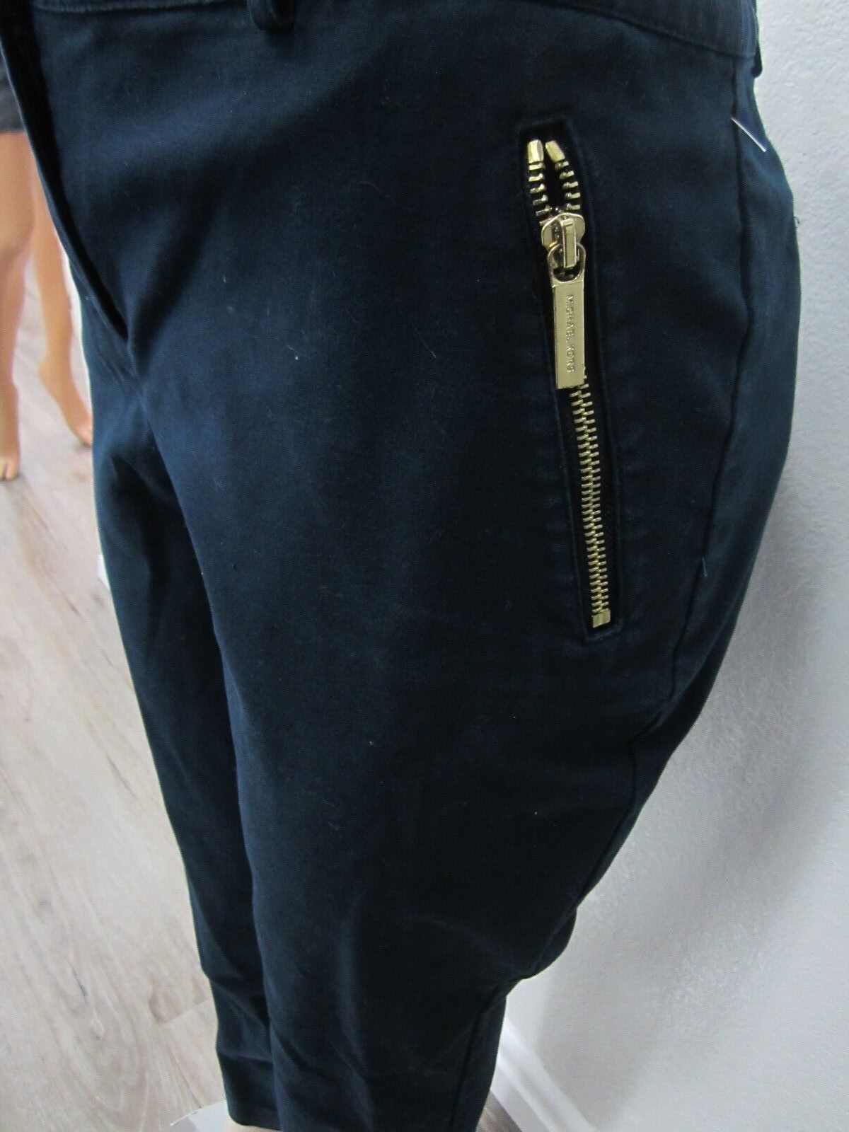 VERY NICE  Michael Kors Navy Basics Skinny Pants Gold Zipper Pockets Size14 x 28
