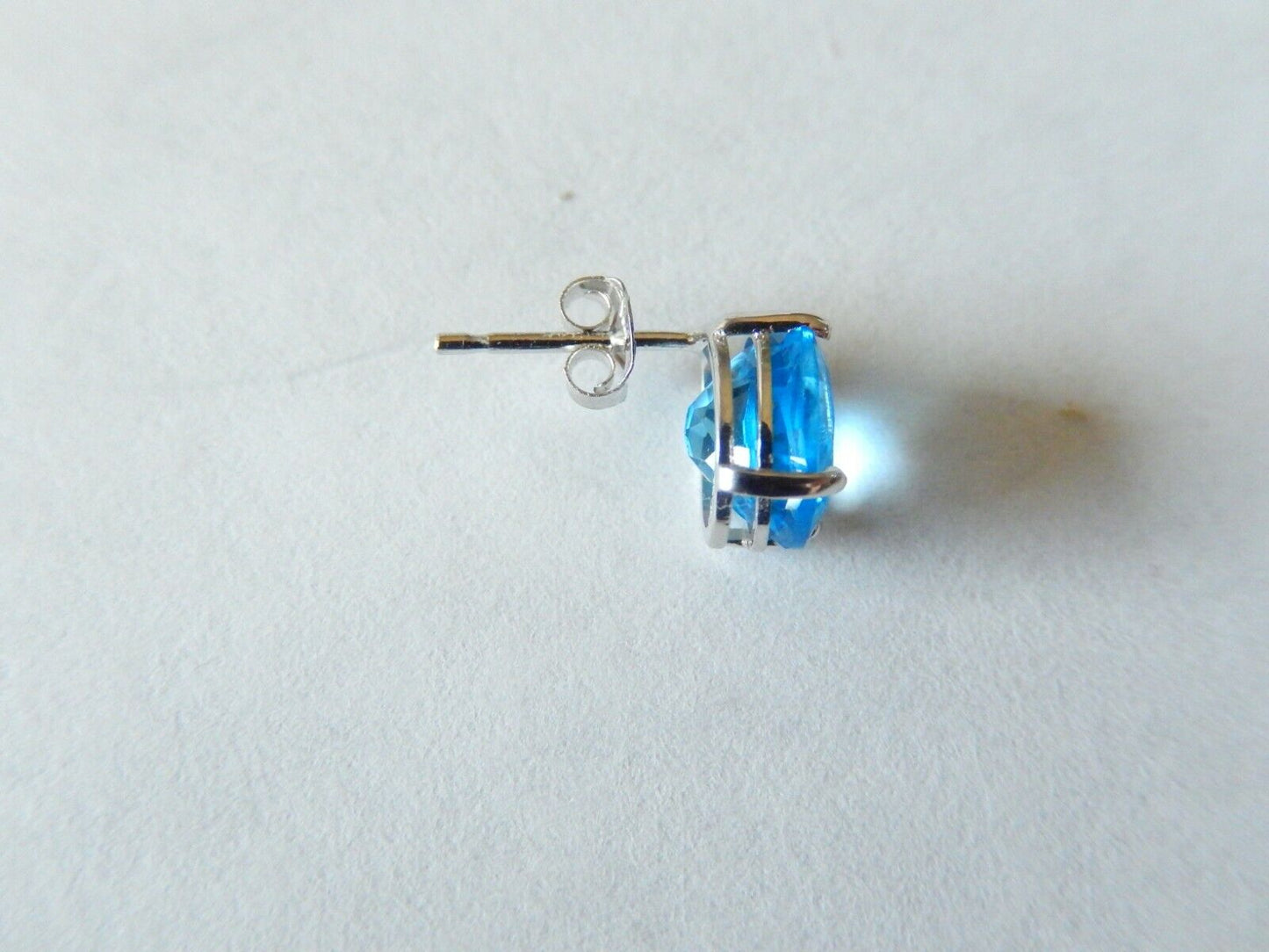 *NEW* 14K White Gold 2.5 CT Oval Deep Blue Topaz Stud Earrings Jewelry 8mm x 6mm