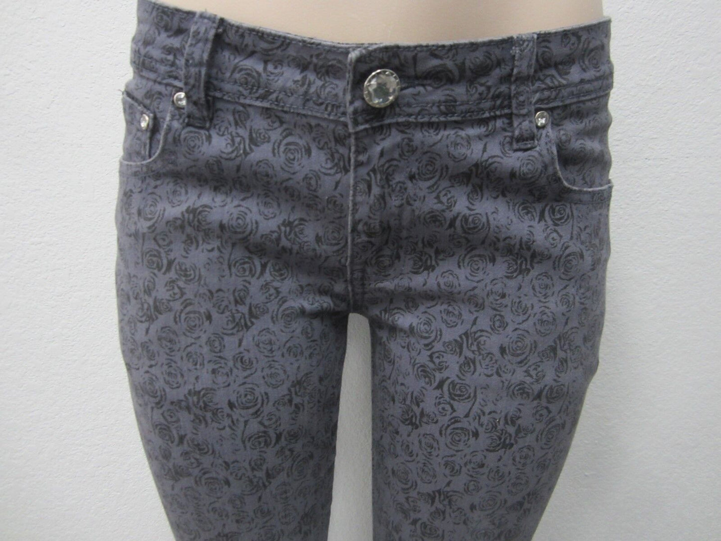NWOT CRUNCH WELL-MADE RHINESTONE EMBELLISHED SKINNY STRETCH JEANS SZ 13 x 30