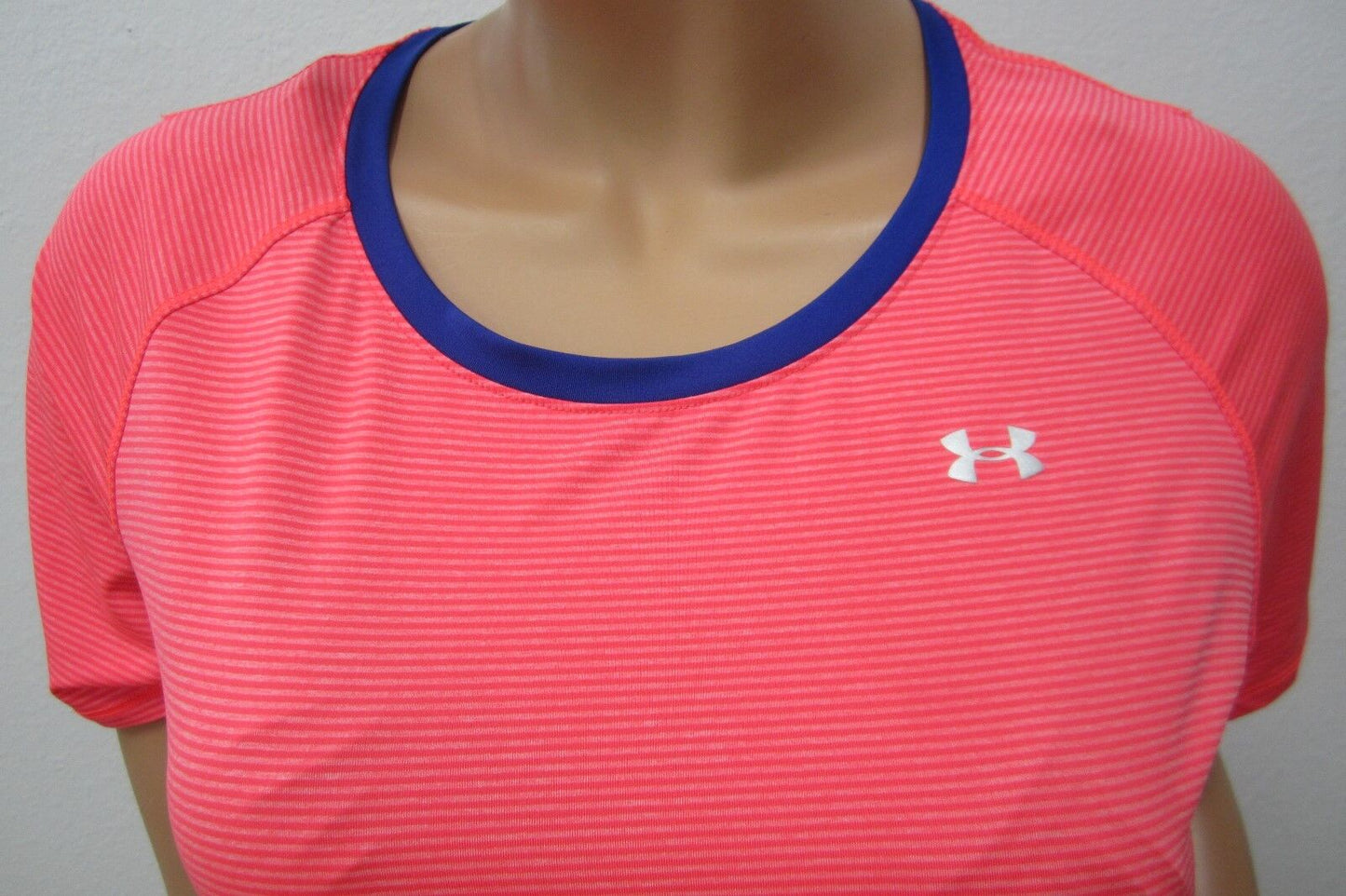 NWT WOMENS UNDER ARMOUR SONIC FITTED HEAT GEAR WORKOUT RUNNING TOP SIZE LARGE